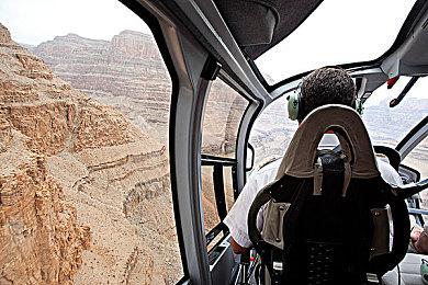 《星球大战：日蚀》是一款动作游戏 但将有工作室特色